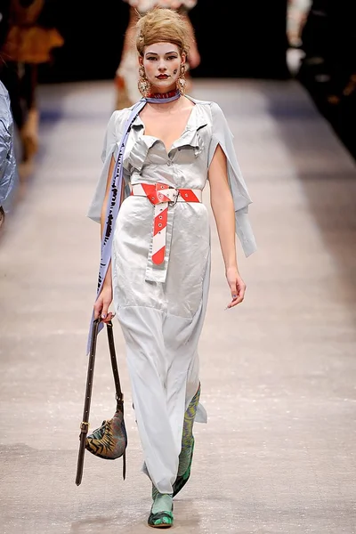 Look 54